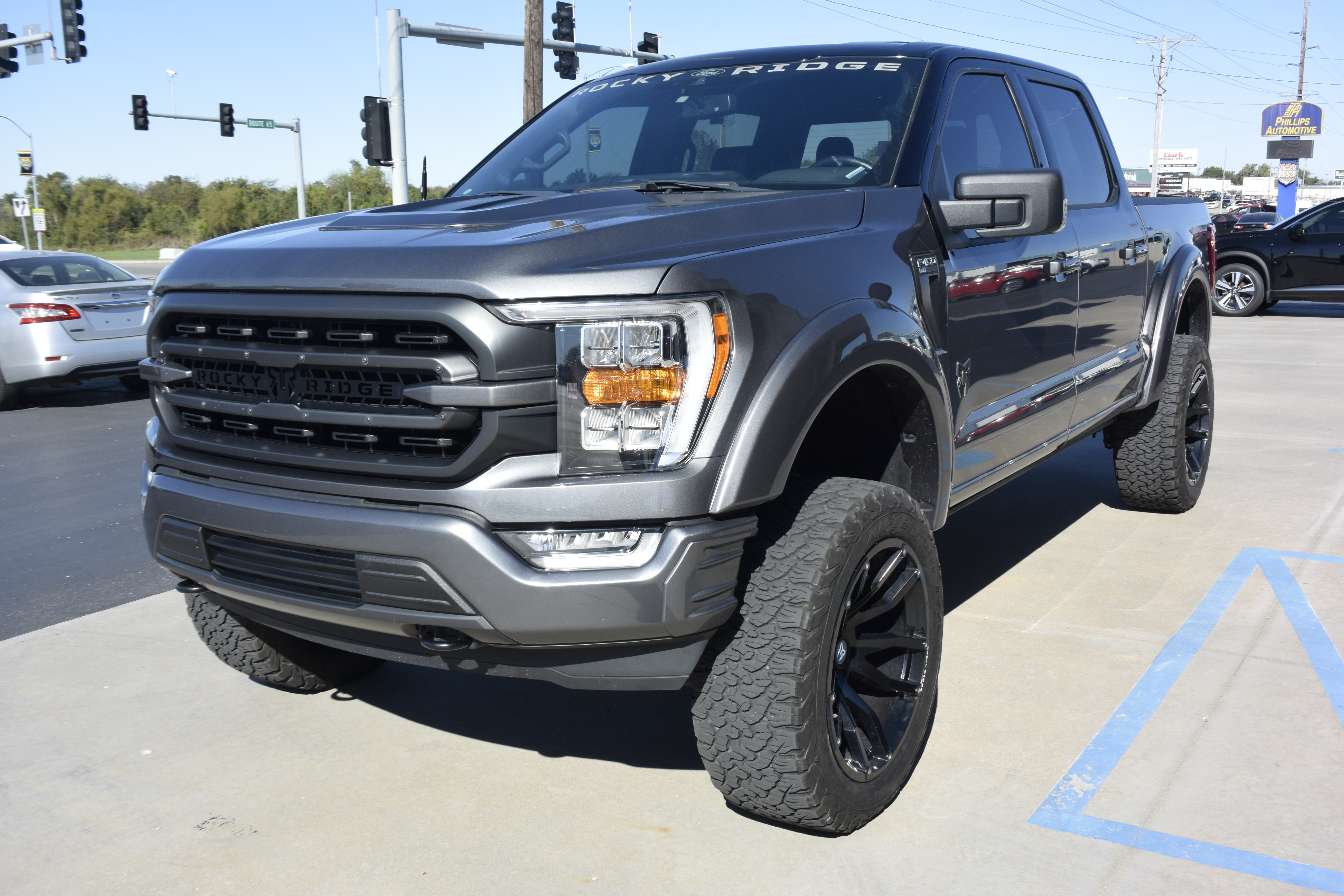 2021 Ford F-150 XLT's photo