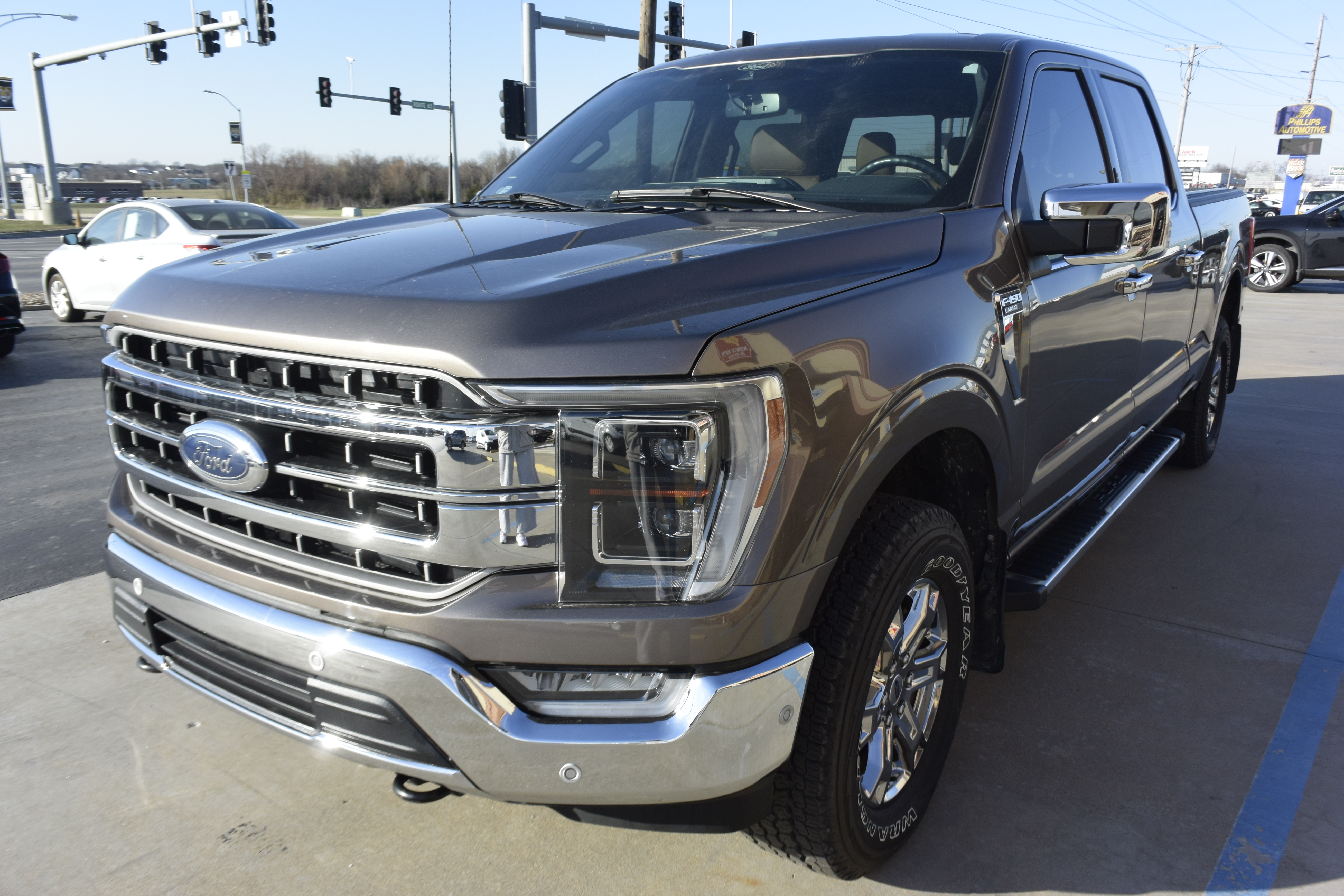 2022 Ford F-150 Lariat's photo