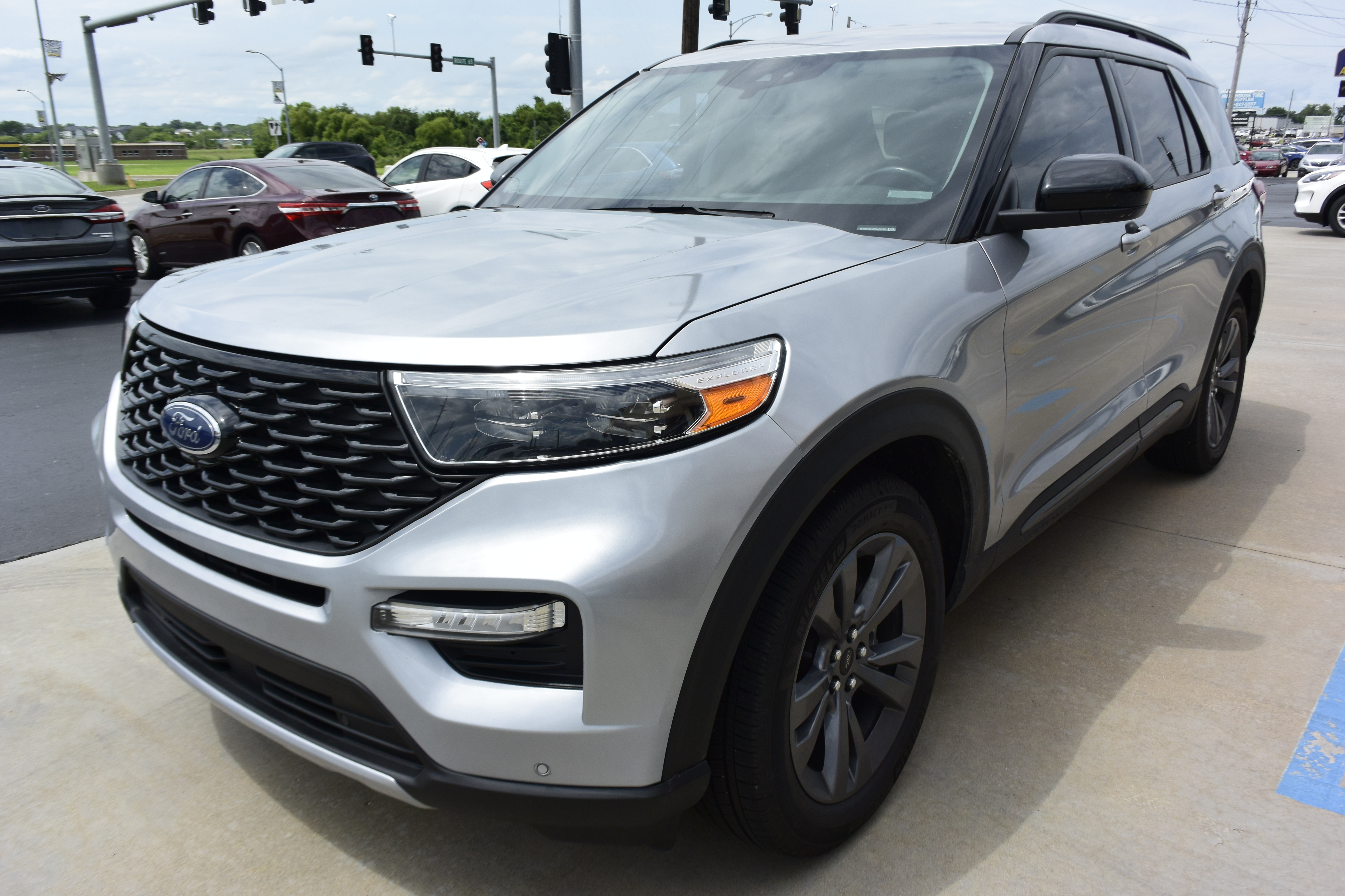 2022 Ford Explorer XLT's photo