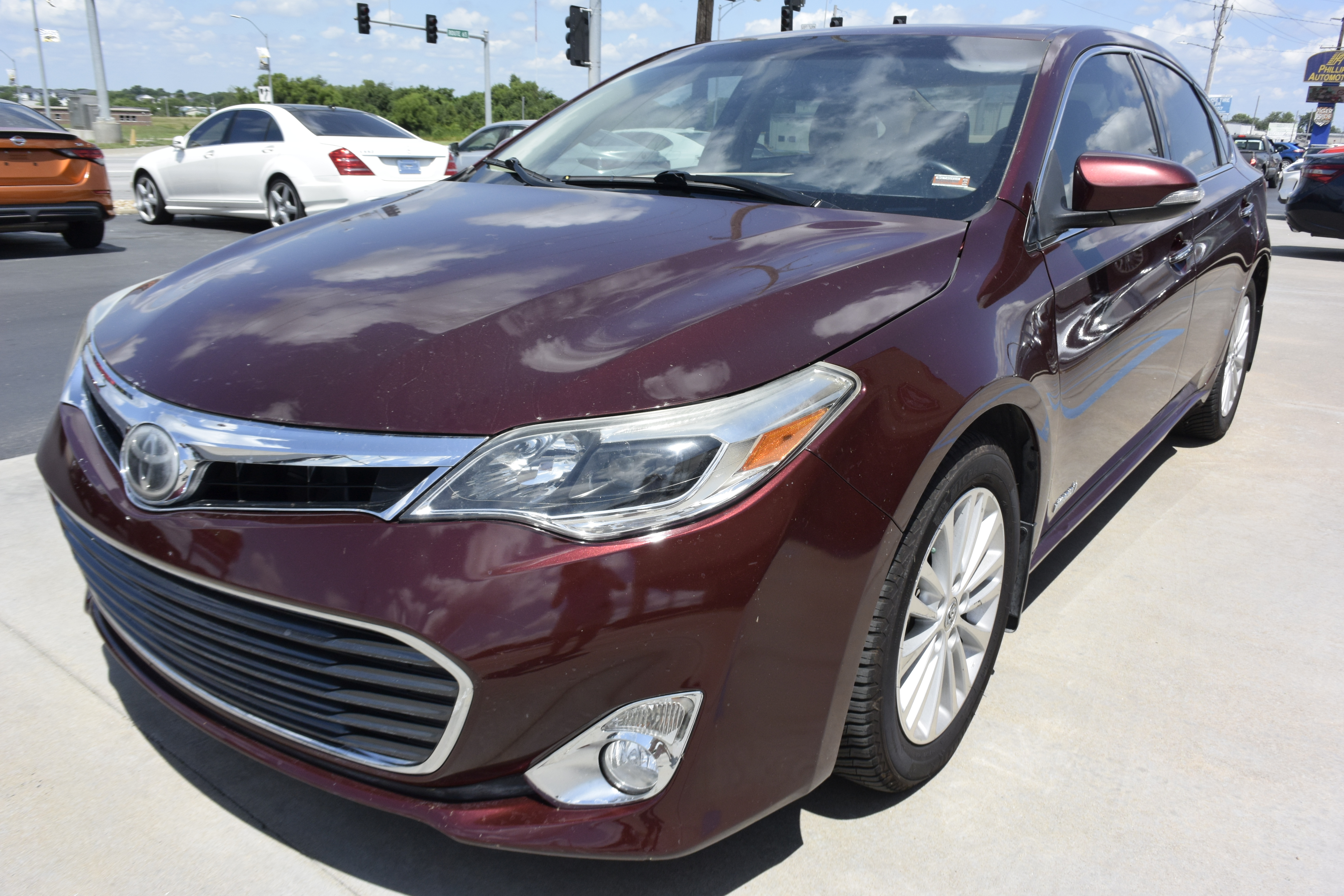 2013 Toyota Avalon XLE Touring Hybrid