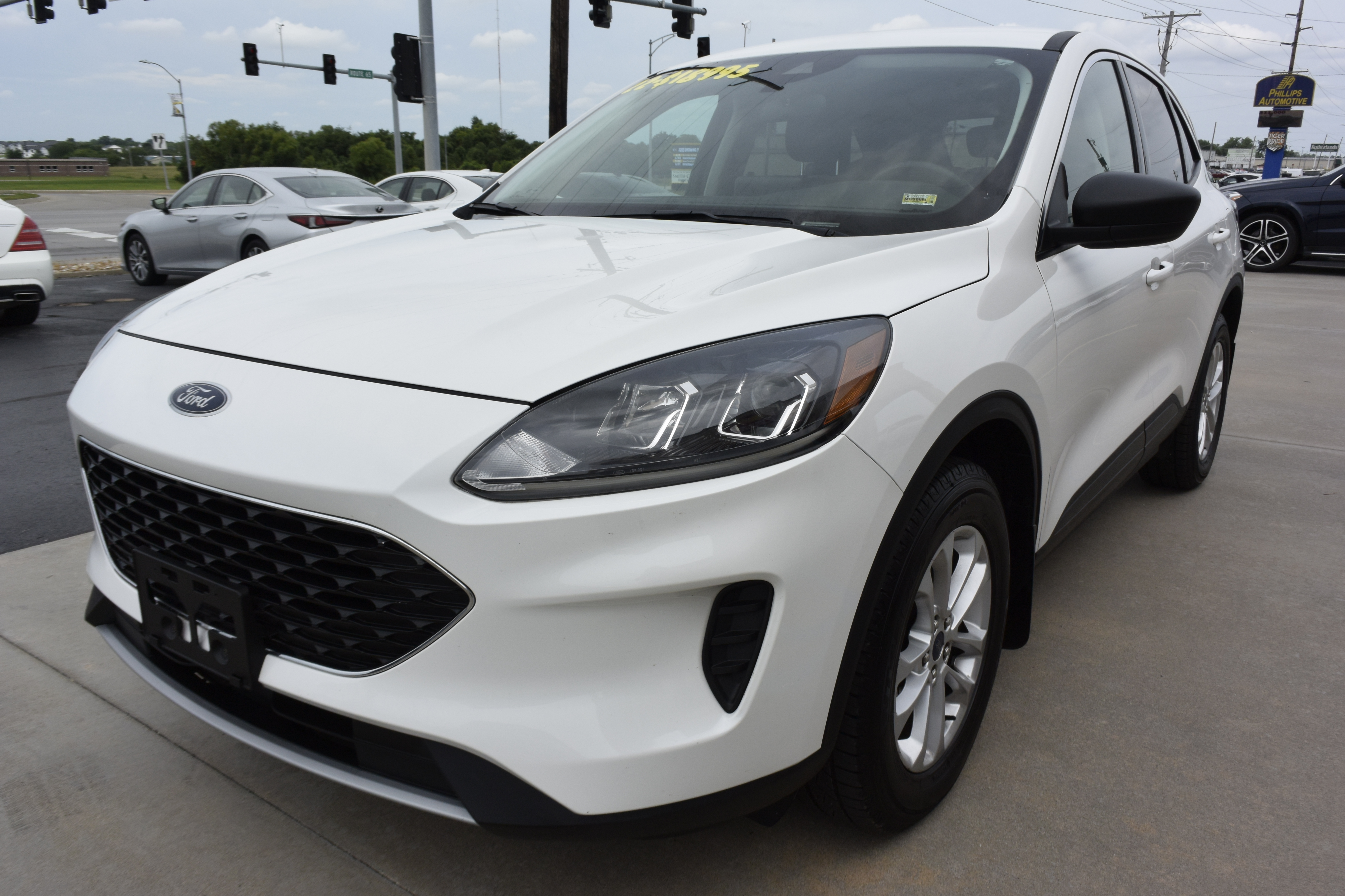 2022 Ford Escape SE's photo