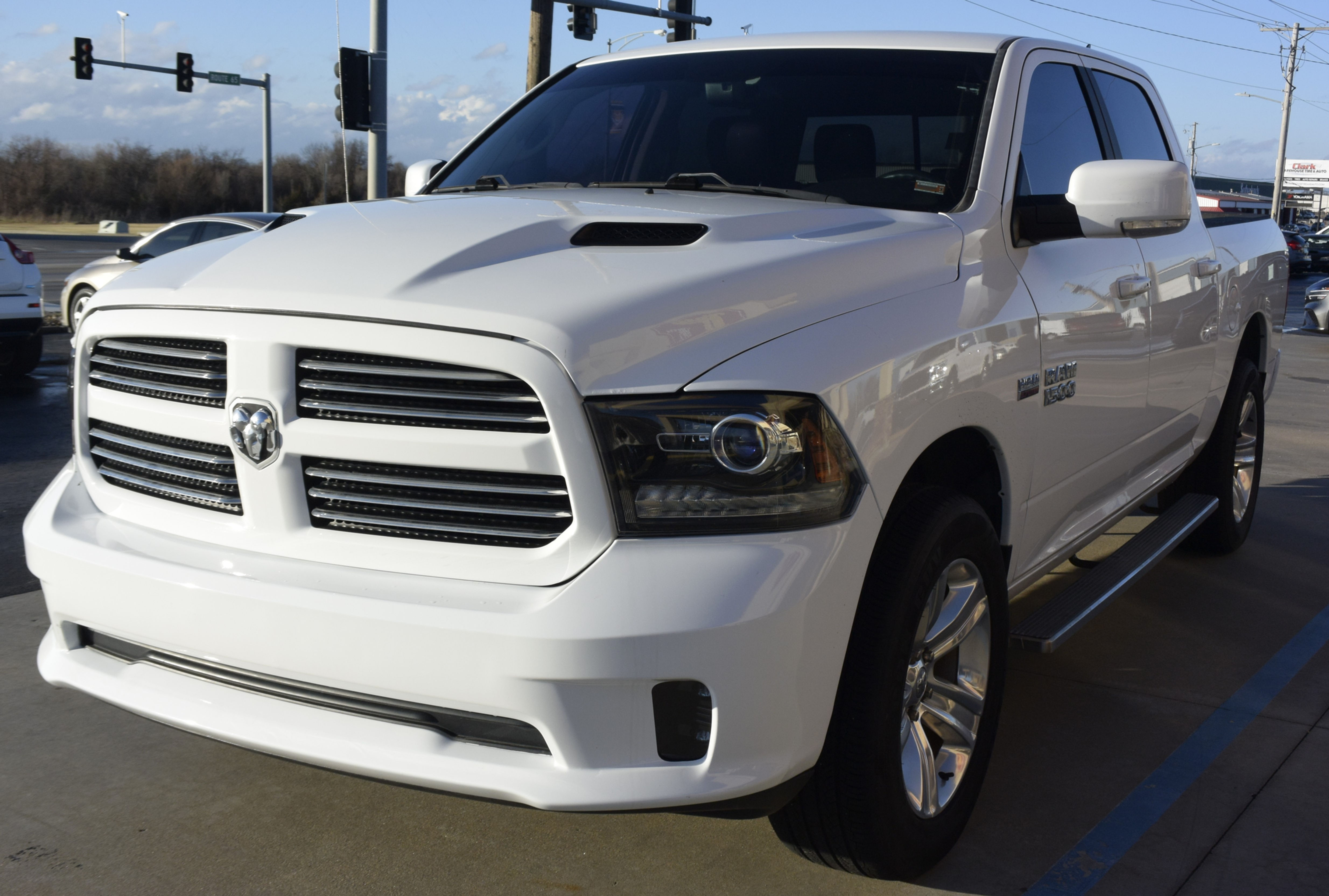2017 RAM 1500 Sport