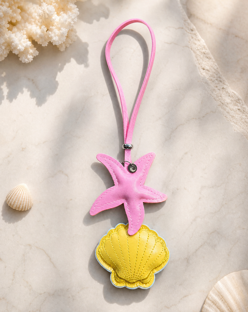Miniatura: Conchita Charm
