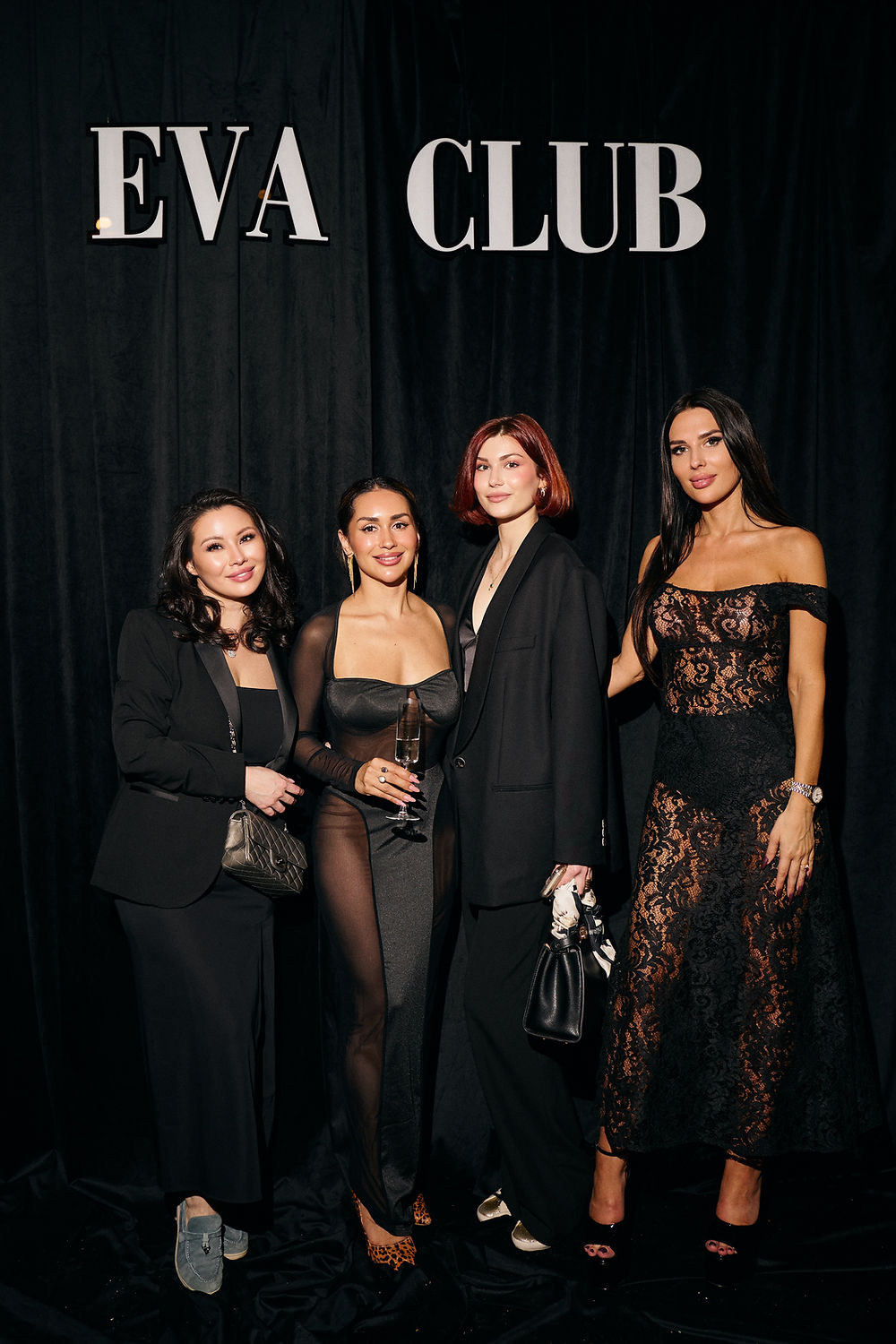 Jana Bay team with EVE Beauty Club group picture
