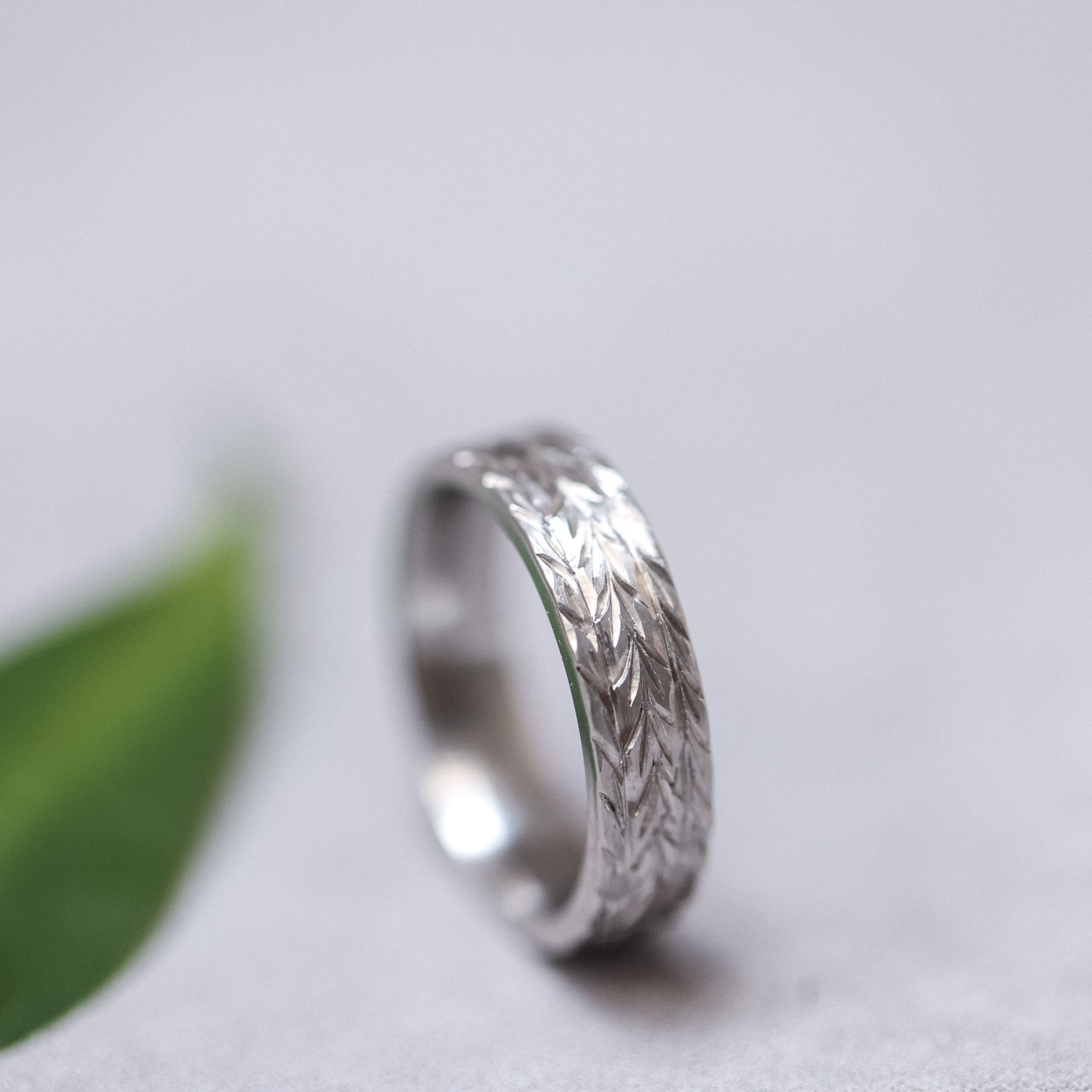*Platinum 5mm Flat Court Herringbone Ring