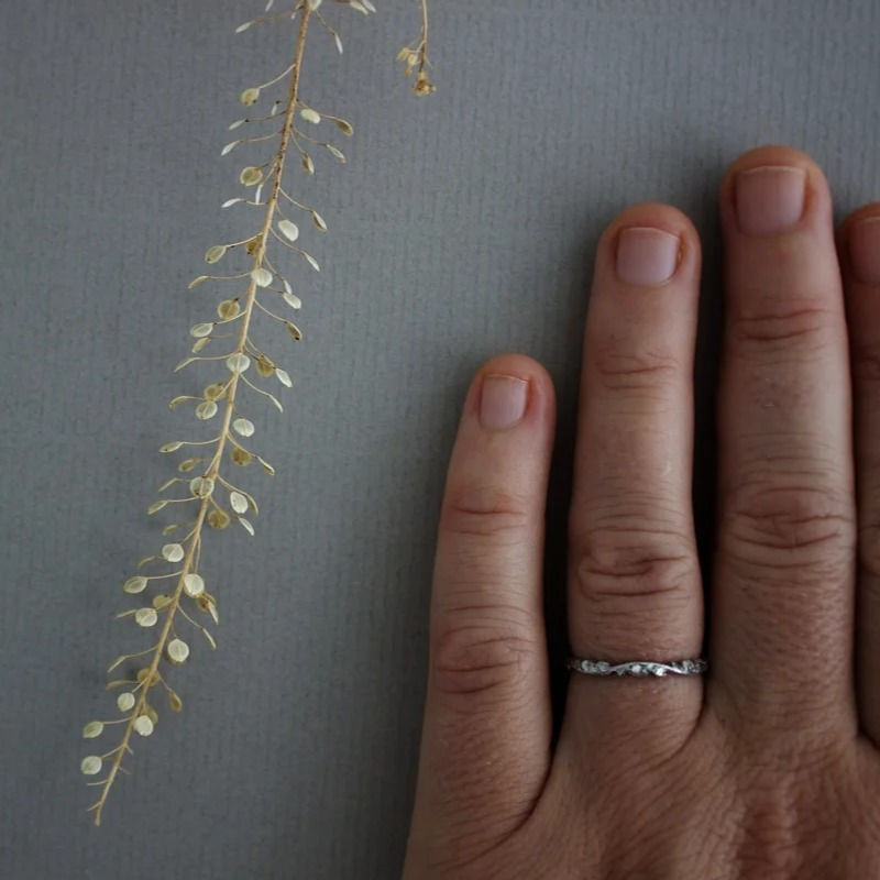 Thumbnail: Platinum 2mm Floral Carved Ring