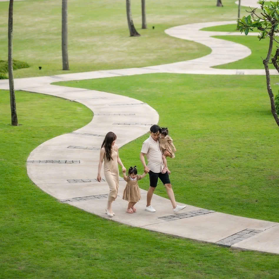 Beachfront resort in Nha Trang with pool and family amenities