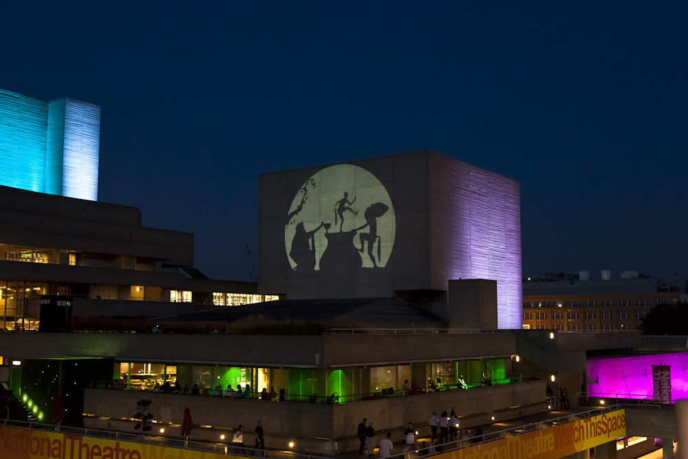 DEATH_OF_PENTHEUS_at_the_National_Theatre_7 (1).jpg