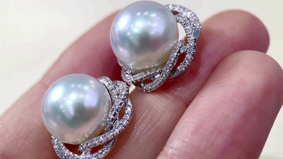 섬네일: Crown Radiance — Diamond Orbit Aurora South Sea Pearl Earrings