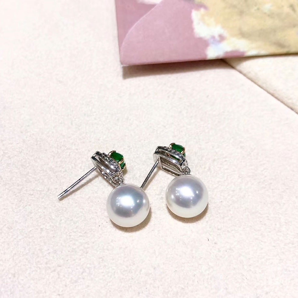 Miniaturbild: Crown Radiance — Convertible Aurora Akoya Pearl Diamond Emerald Earrings