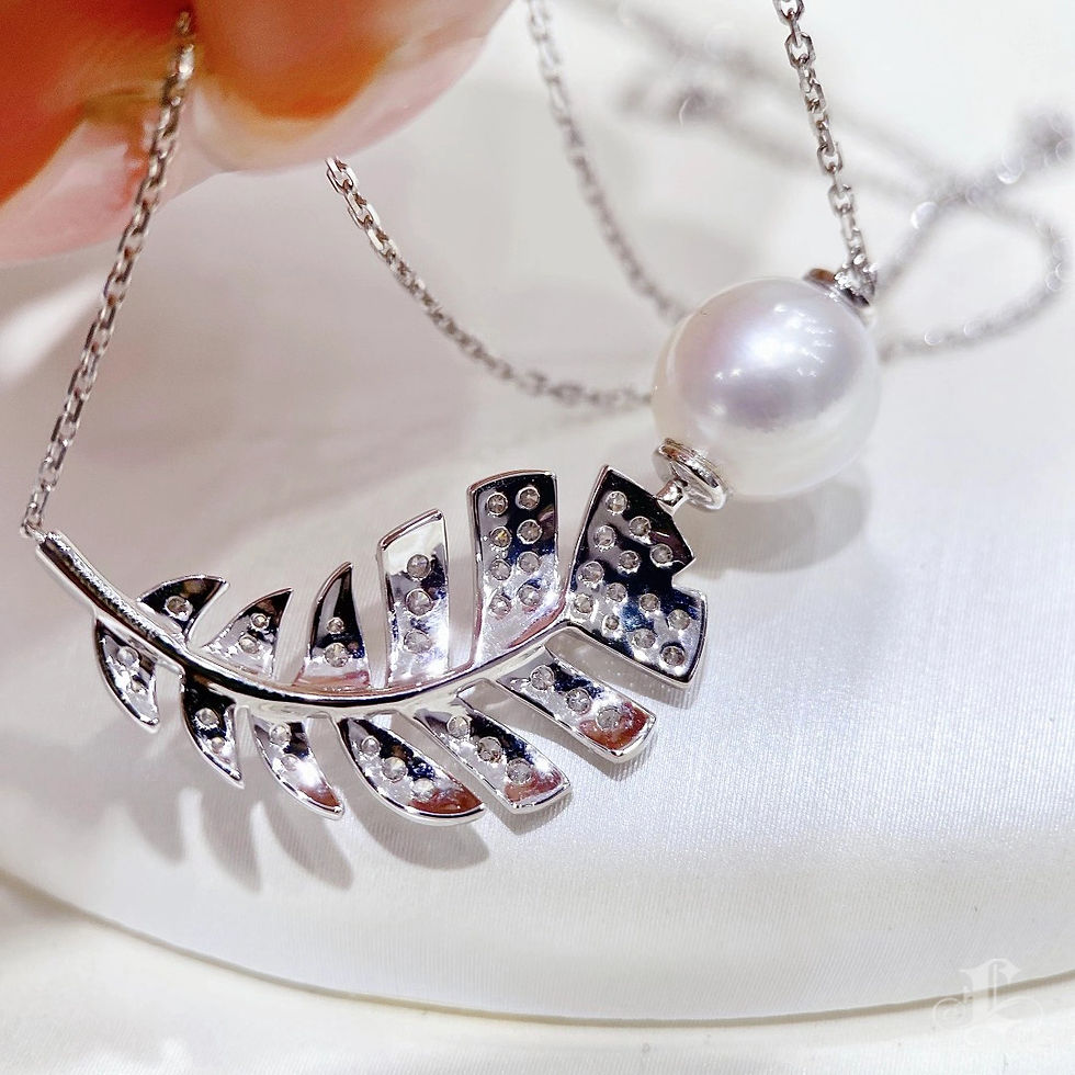 サムネイル： Vine Symphony — Leaf Design Akoya Pearl & Diamond Pendant