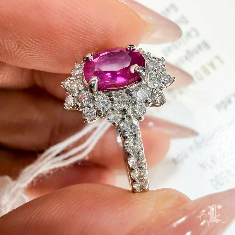 Miniatyrbild: Énigma — GIA Certified 1.21ct Unheated Burmese Ruby and Diamond Platinum Ring