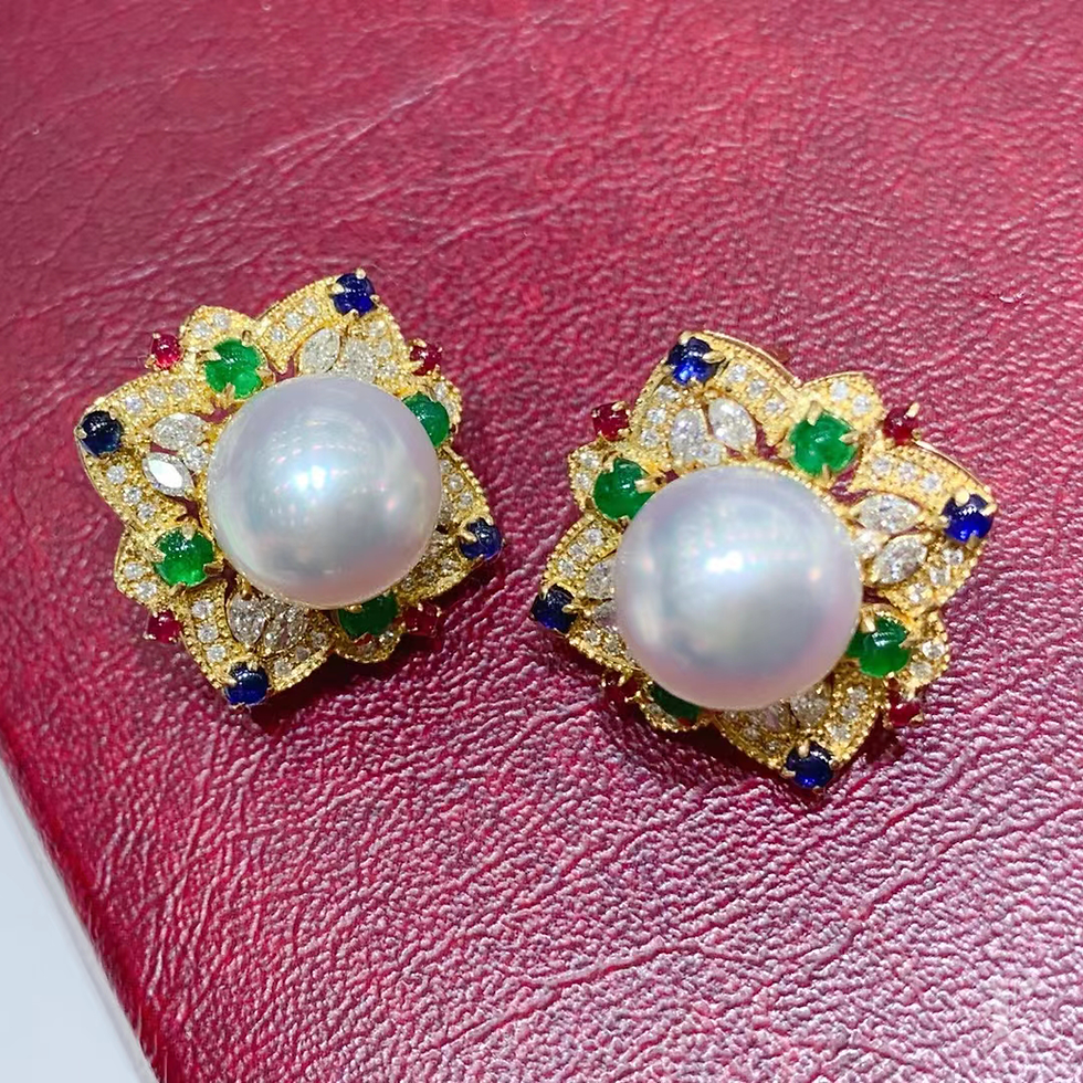 الصورة المصغرة: Crown Radiance — Multigem Diamond Aurora South Sea Pearl Earrings