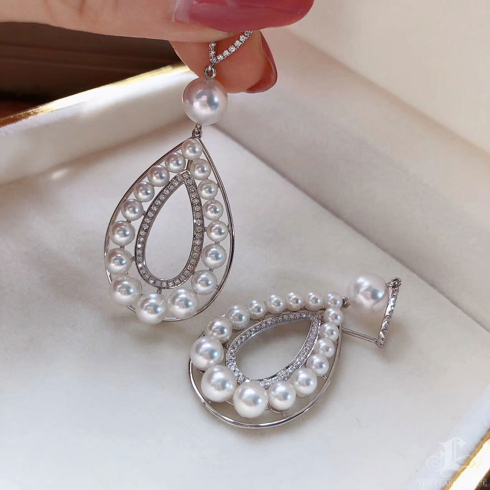 Miniaturbild: Crown Radiance – Diamond Teardrop Akoya Pearl 18K White Gold Earrings