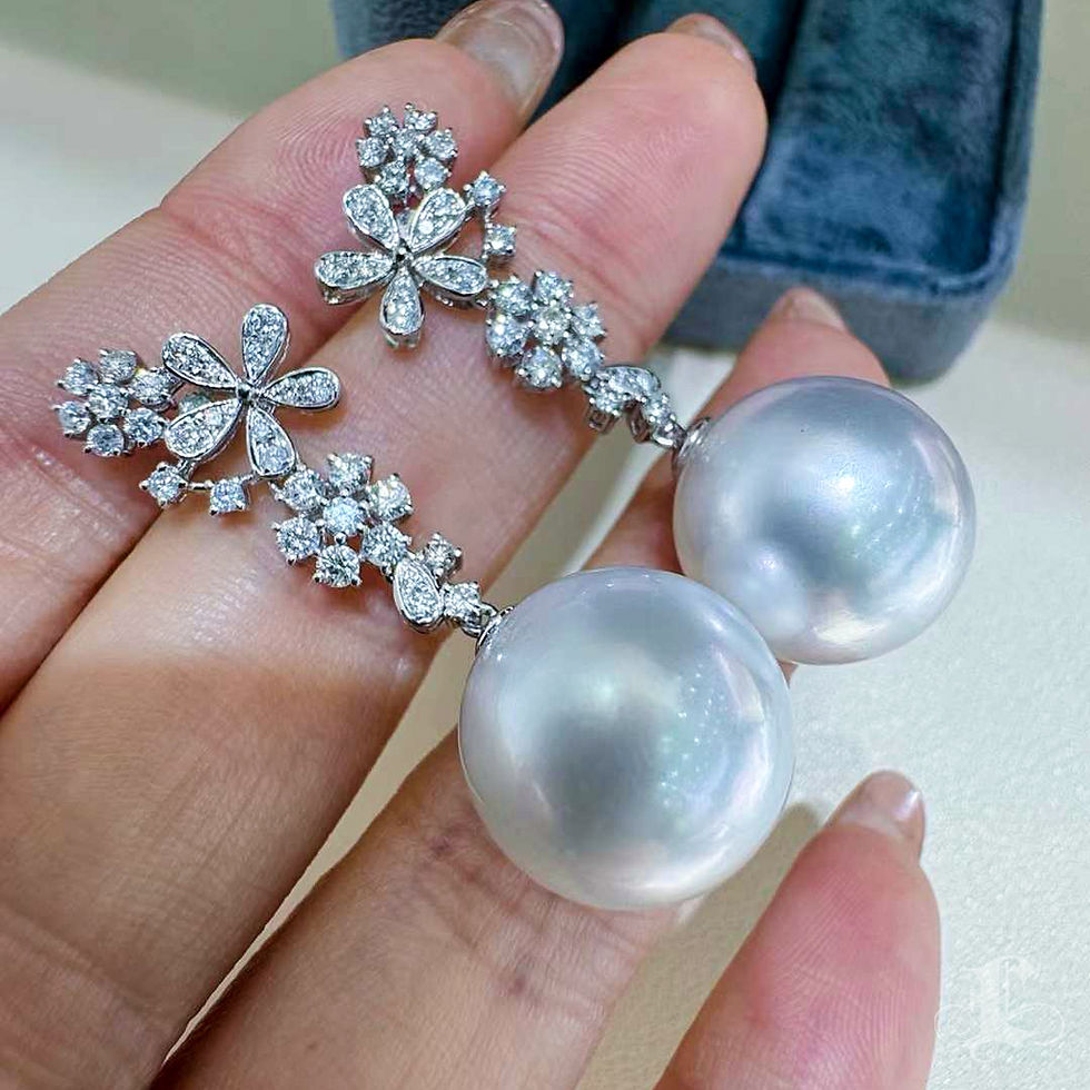Miniaturbild: Vine Symphony — South Sea Pearl & Diamond Floral Cascade Earrings