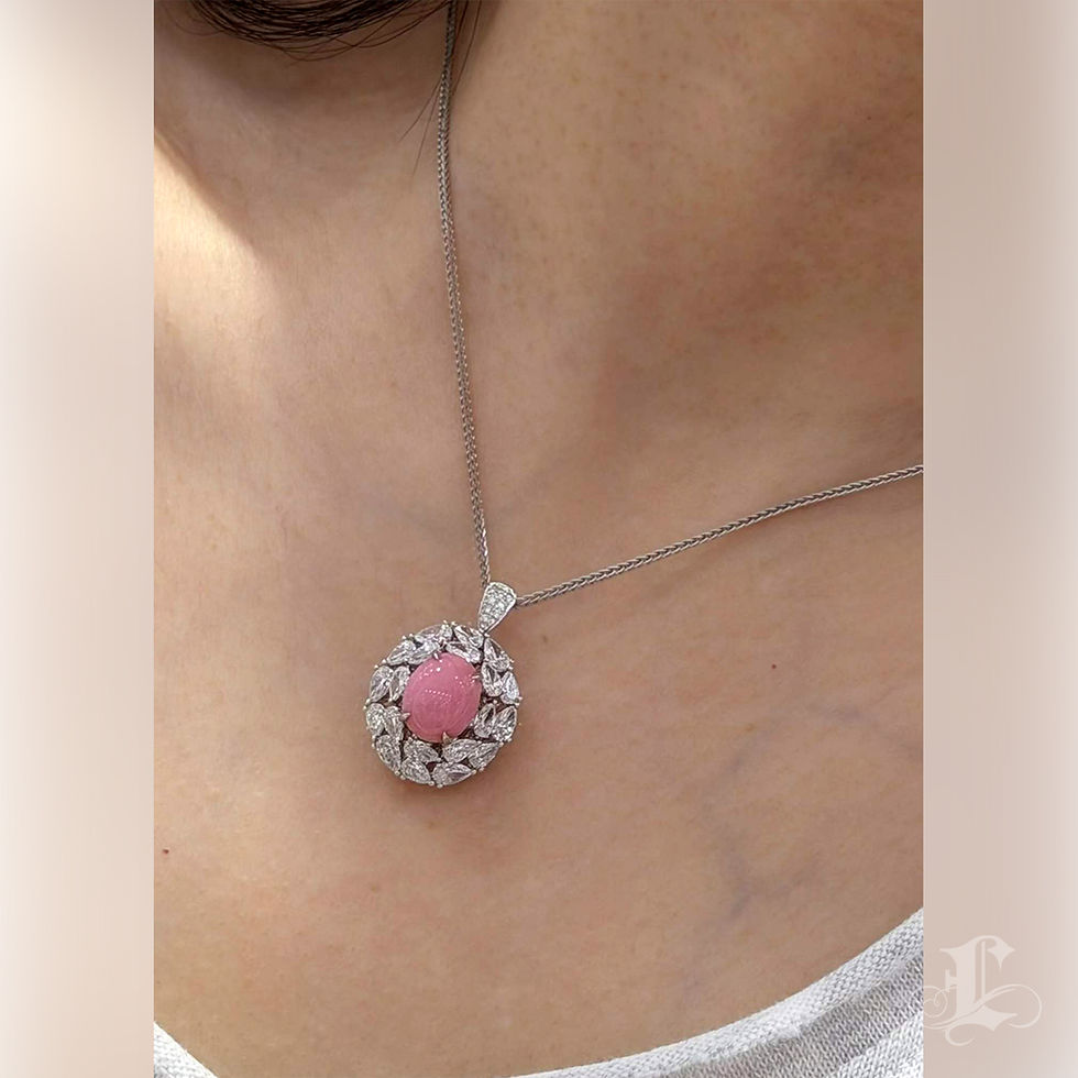 Miniatyrbild: Conchéa — Flamingo Halo Conch Pearl Convertible Pendant Ring — 5.24 ct