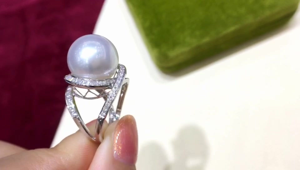 Miniature : Crown Radiance — Diamond Swirl Aurora South Sea Pearl Ring
