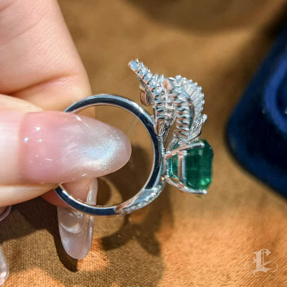 Miniatyrbild: Énigma — GUILD Certified 5.18ct Zambian Emerald Diamond Ring