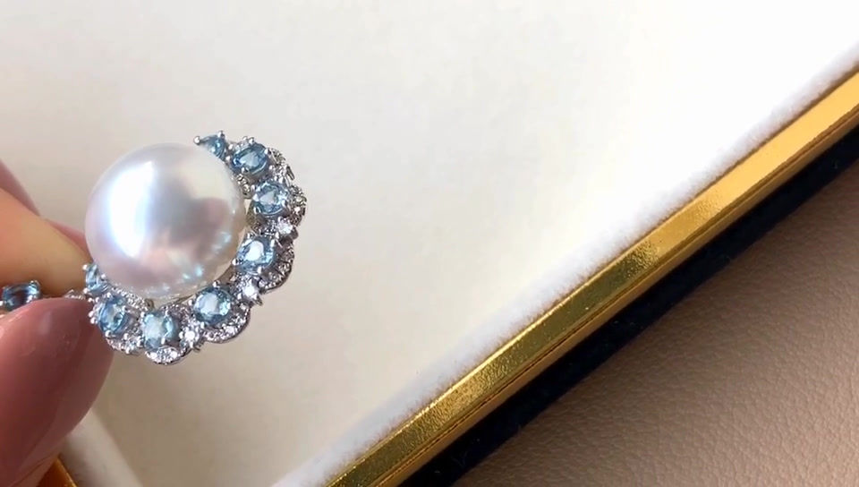 Miniatura: Caelmare — Aquamarine Halo South Sea Pearl Pendant