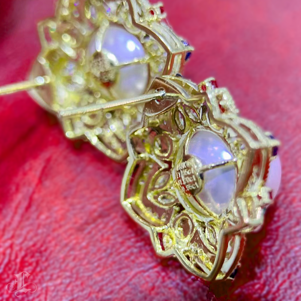 الصورة المصغرة: Crown Radiance — Multigem Diamond Aurora South Sea Pearl Earrings