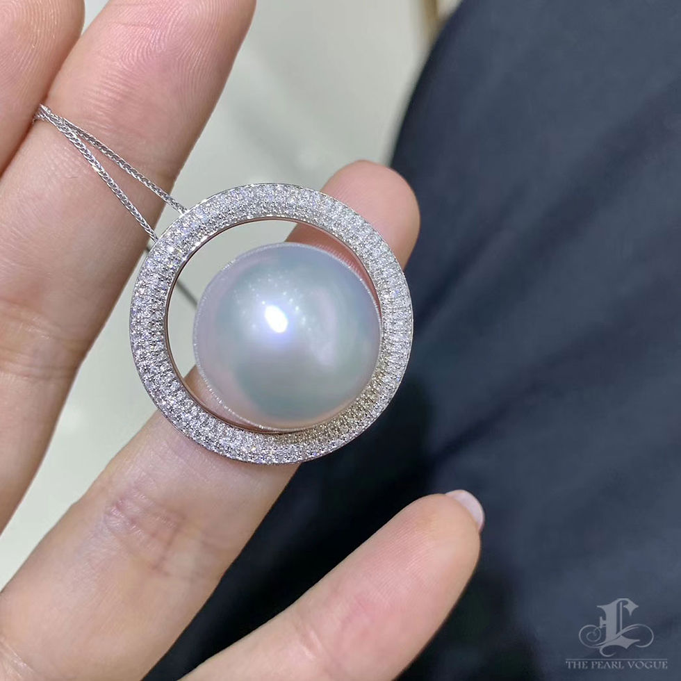Miniature : Crown Radiance — Circle Diamond South Sea Pearl Pendant