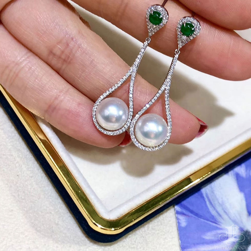 Miniaturbild: Jādora — Aurora Akoya Pearl Diamond Emerald Teardrop Earrings