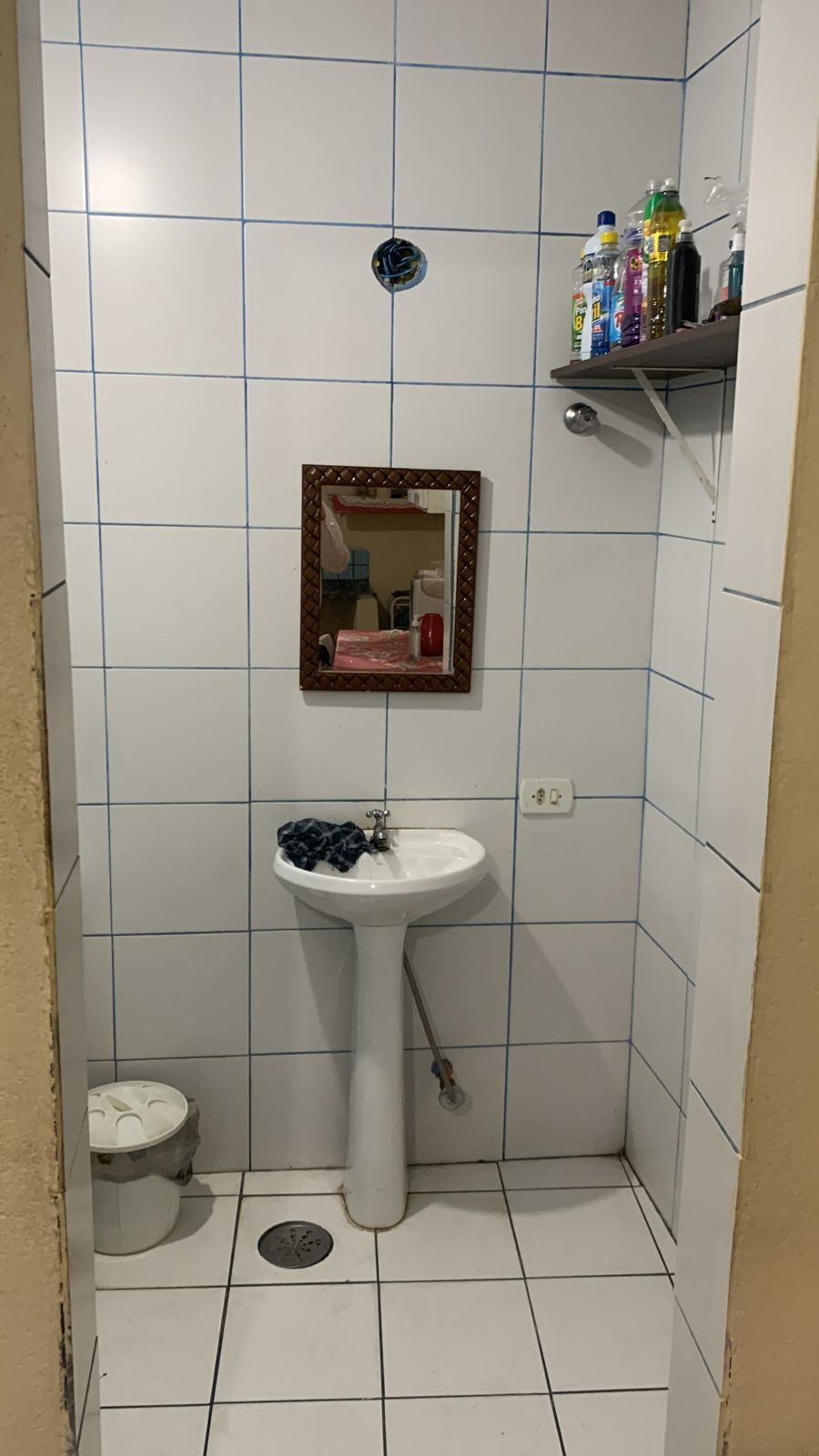 Miniatura: Vende Casa - (Área da Prefeitura) - Rua dos Melismas 187- Jd Kagohara