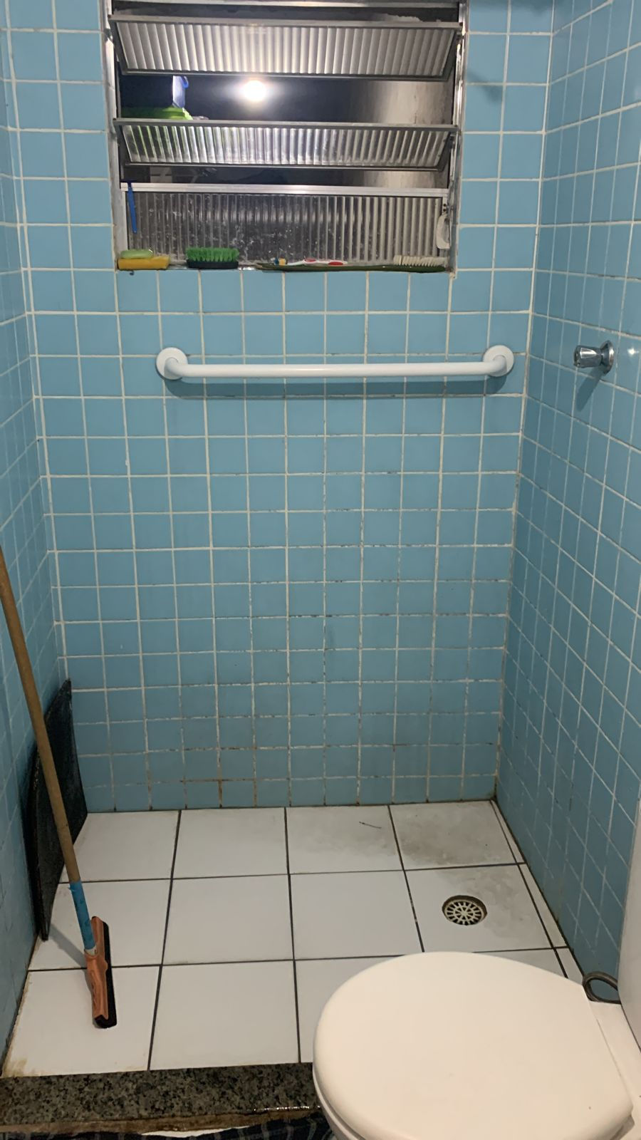 Miniatura: Vende Casa - (Área da Prefeitura) - Rua dos Melismas 187- Jd Kagohara