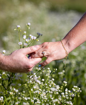 Sara & Garrett 085.jpg
