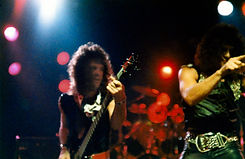 Robert Pagliari, Bass