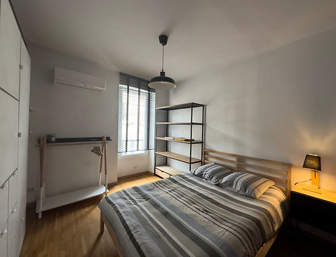 Loft des Chartreux Chambre Grise 2.jpg