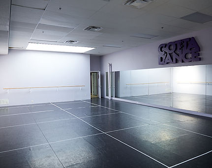 gotta-dance-studio-E-1