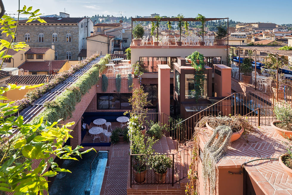 Hotel Calimala Florenz mit der Angel Roofbar & Dining als Destination Wedding Location
