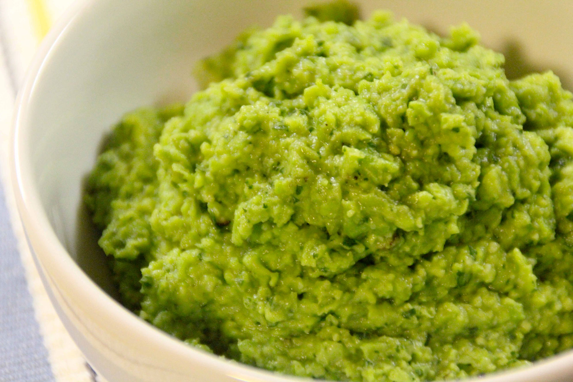 peas-close-up-and-done