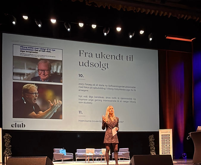 Emilie Reenberg på scenen