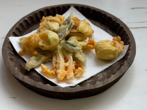 Fiori di zucchina fritti