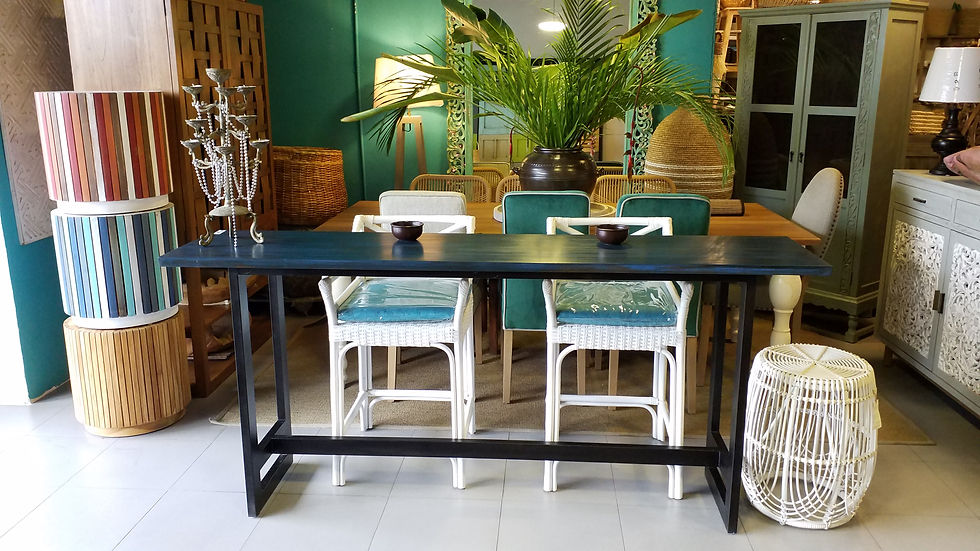 Thumbnail: Cane Table Tweel
