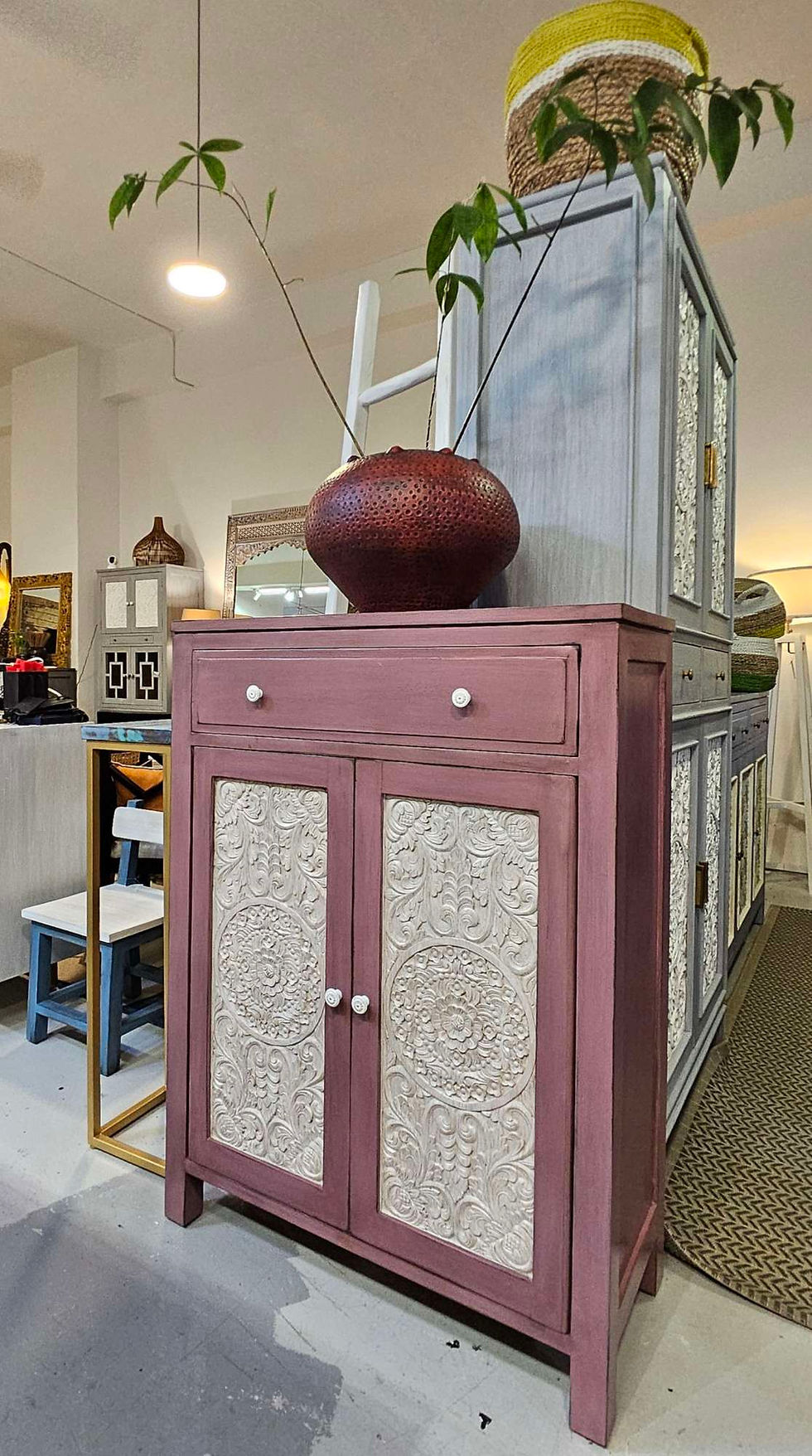 Thumbnail:  Flora 12 Cabinet