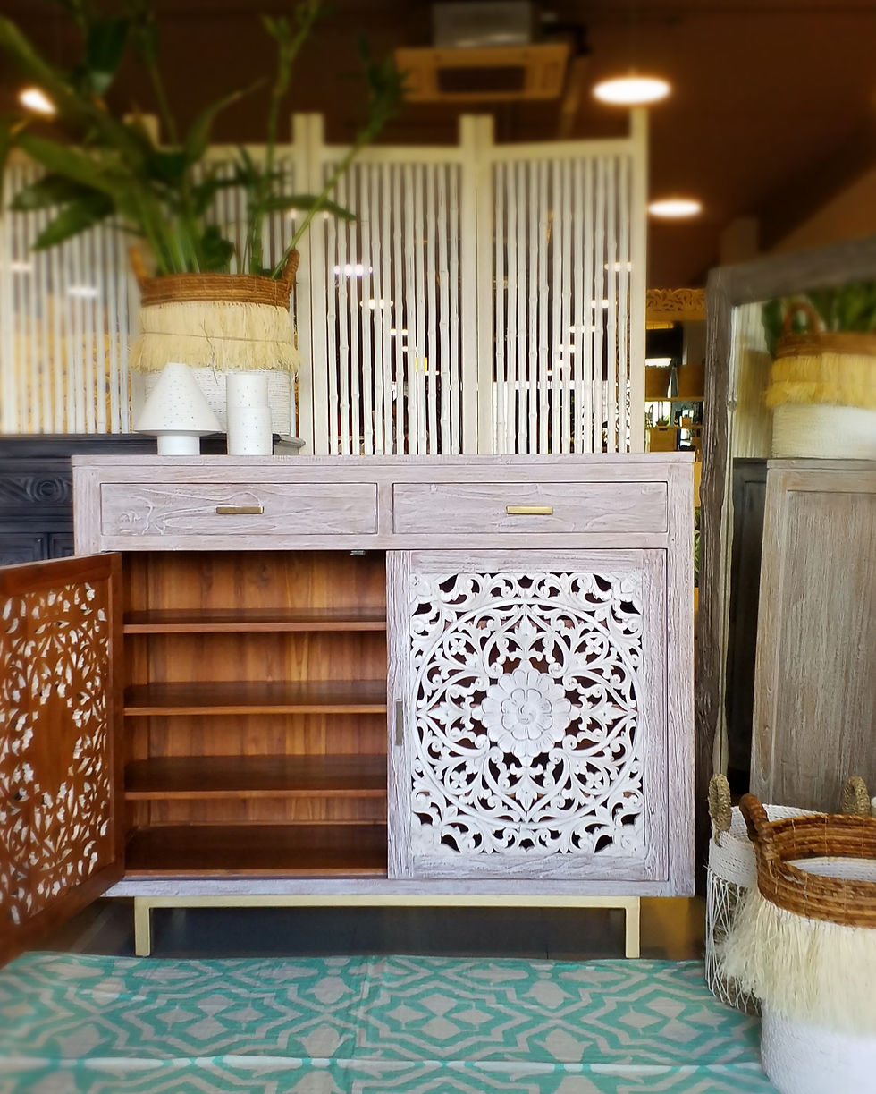 Thumbnail: Ashley 22  OC  Cabinet