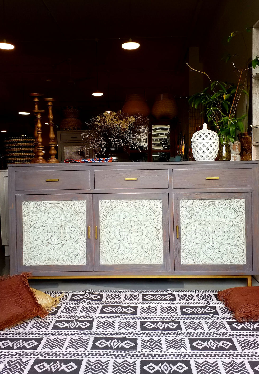 Thumbnail: Flora 33 180 Side Board 