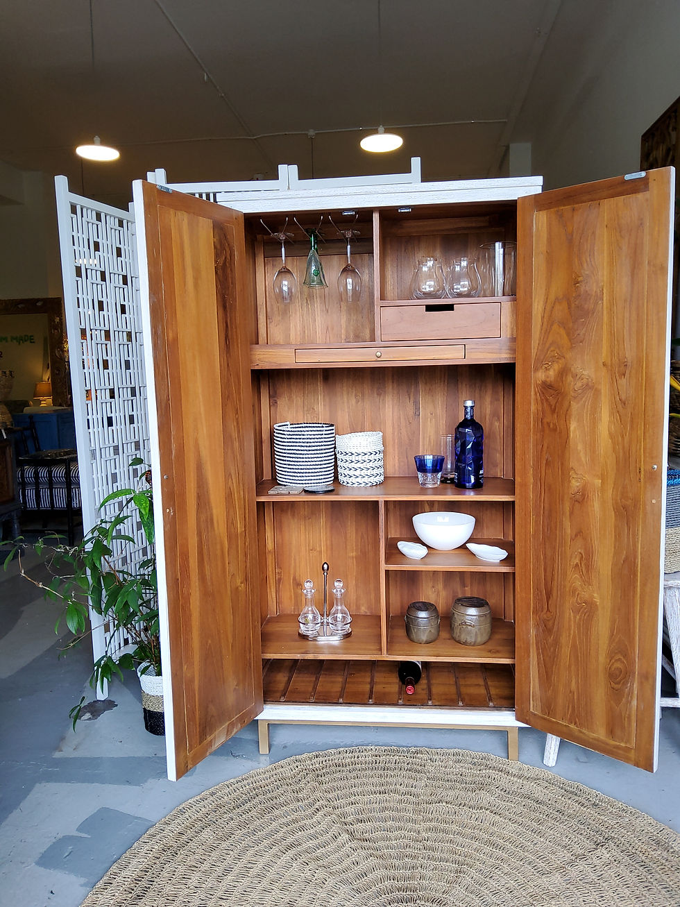 Thumbnail: Flora 6  Bar Cabinet