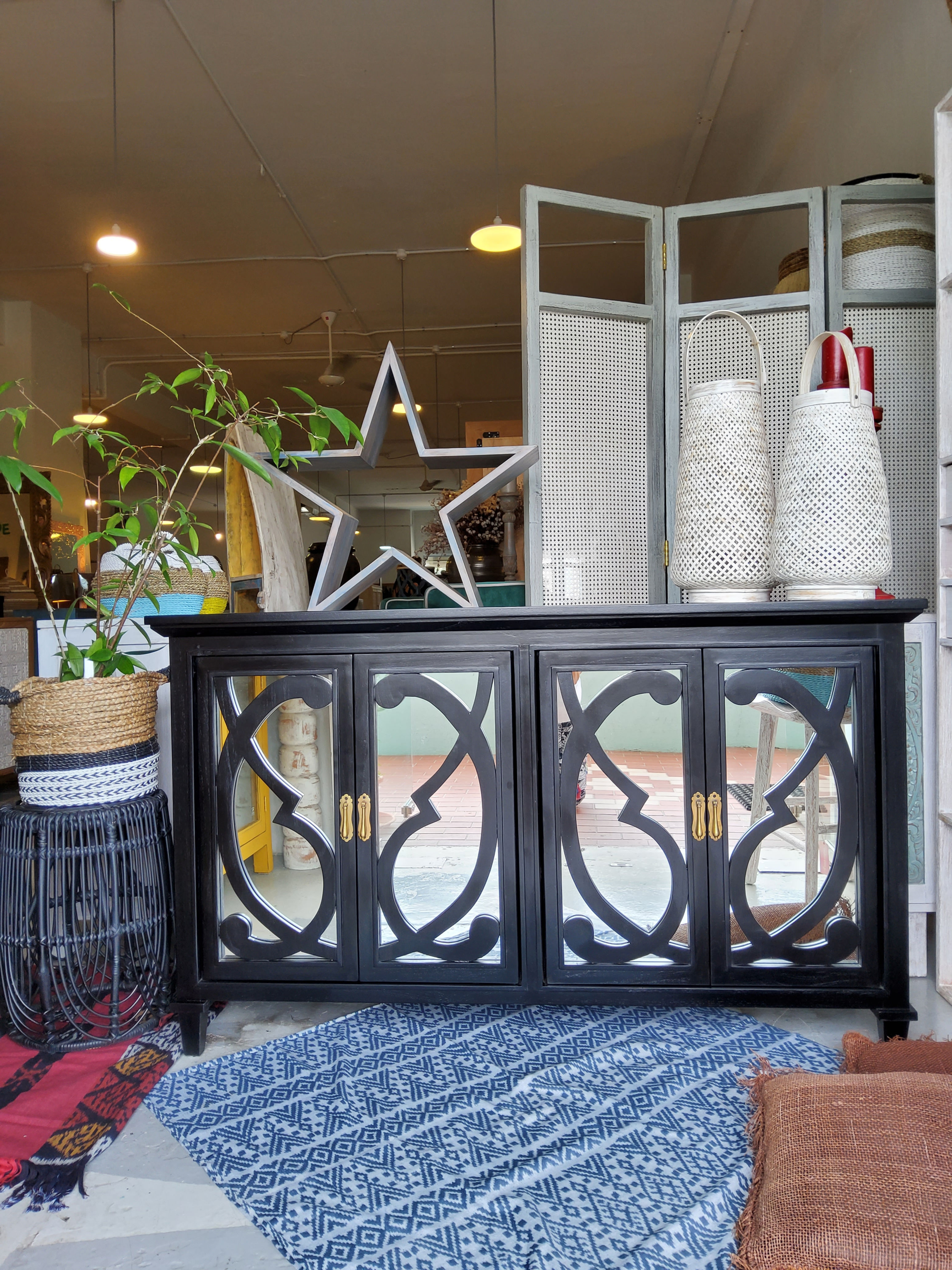 Sora Mirrored  Door Cabinet