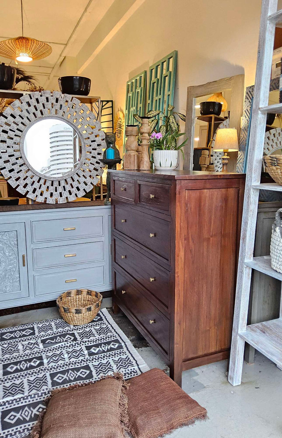 Thumbnail: Button 8 Chest of Drawers