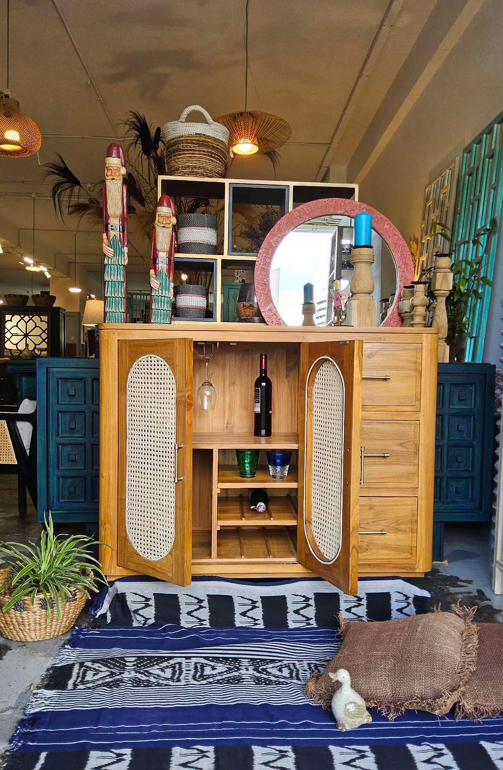 Thumbnail:  Lamba Ben  Bar Cabinet  120