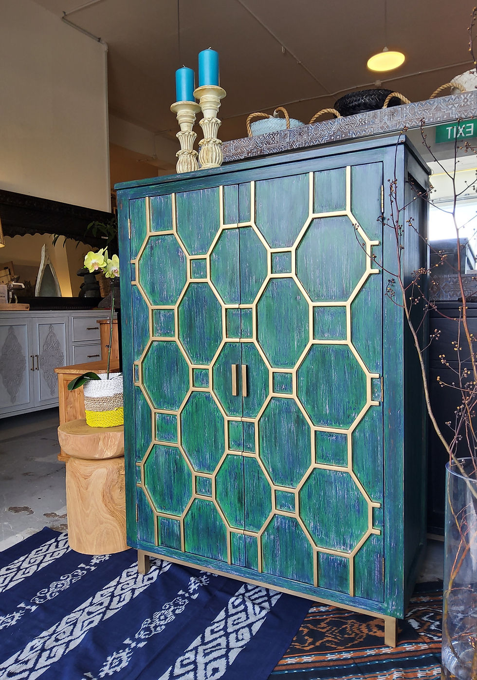 Thumbnail:  Grid  Bar Cabinet