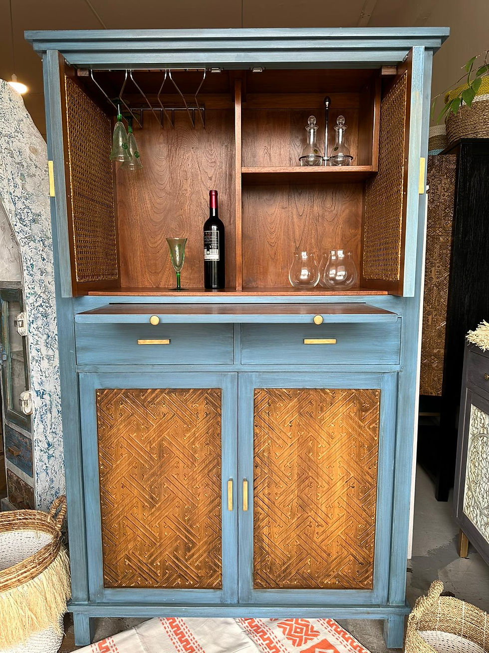 Thumbnail: Cina Lamba 222 Bar Cabinet