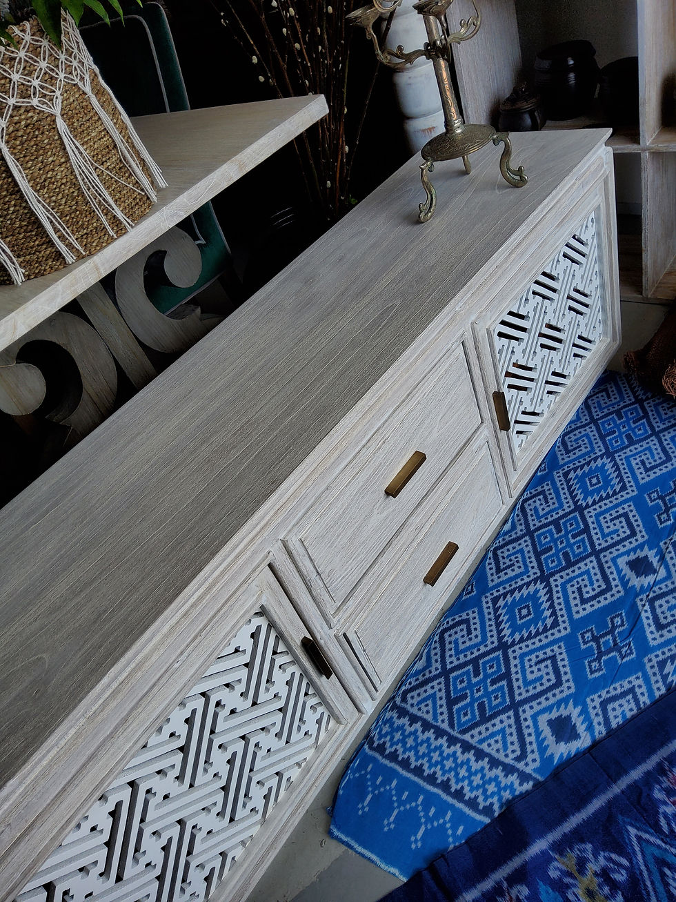 Thumbnail: Console 22  Cina Entertainment Unit