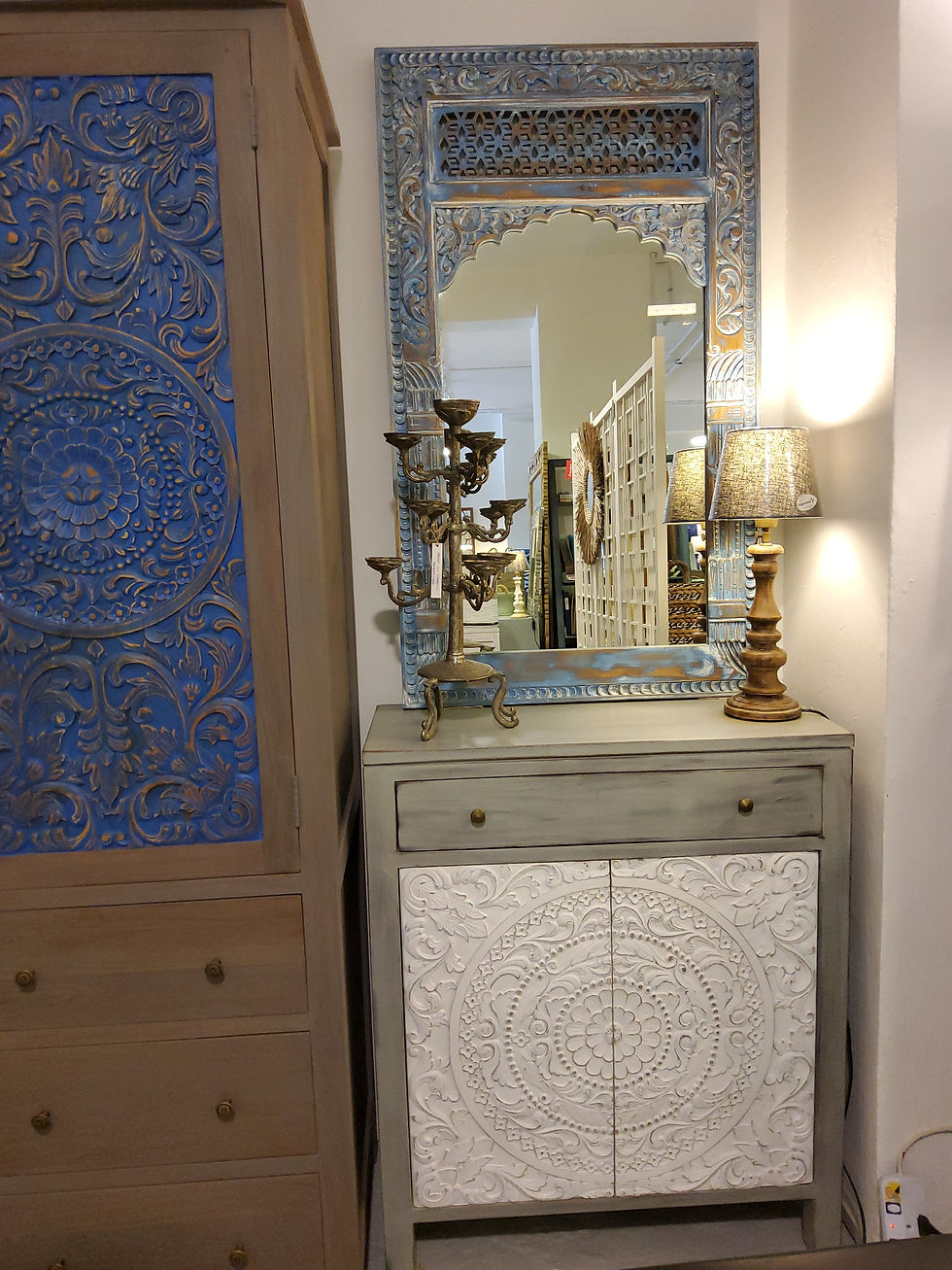 Thumbnail:  Flora 12 Cabinet