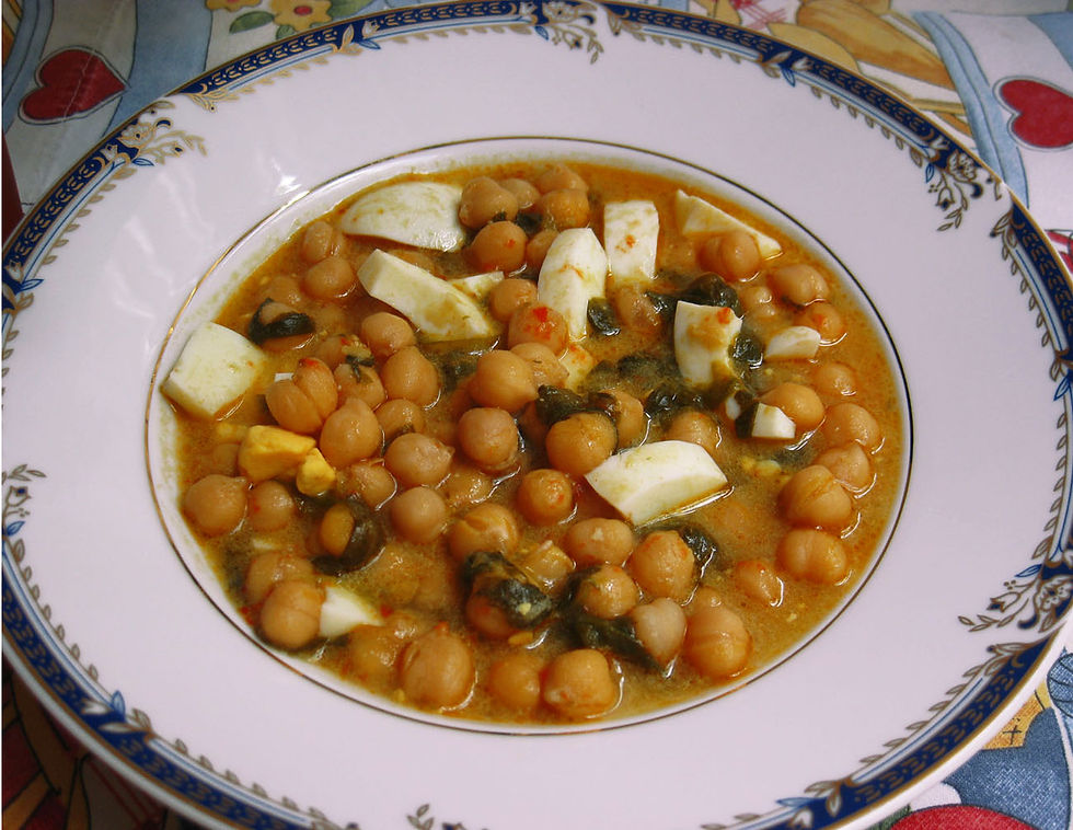 chickpea stew with spinach and boiled egg
