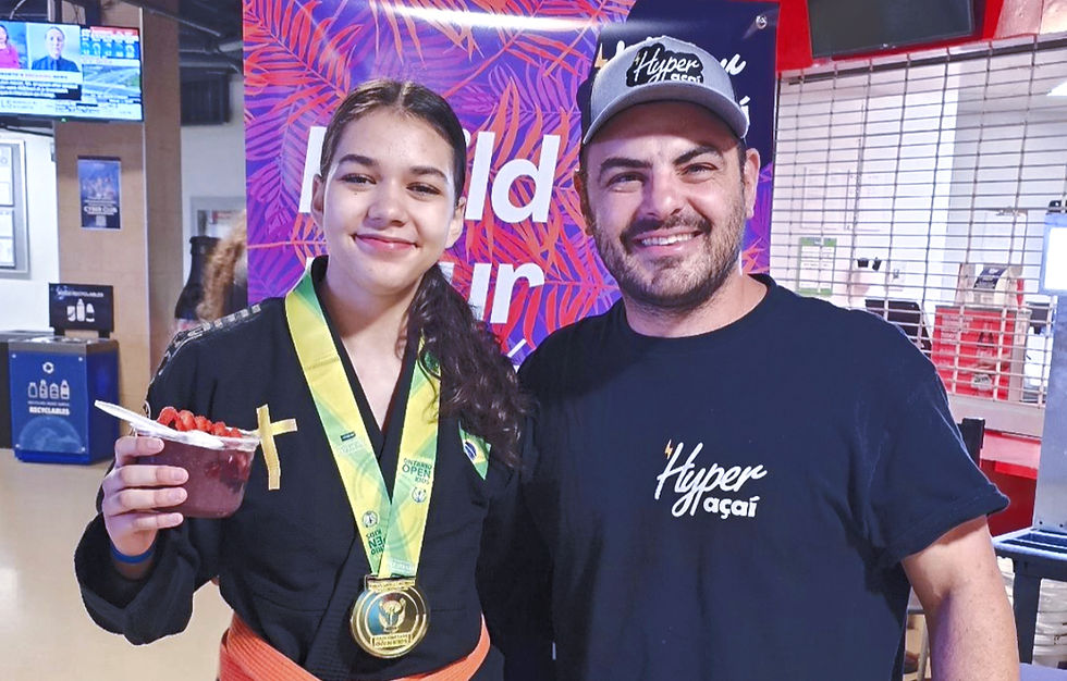 HyperChamps BJJ Hyper Acai Fernando and Isabele_edited.jpg